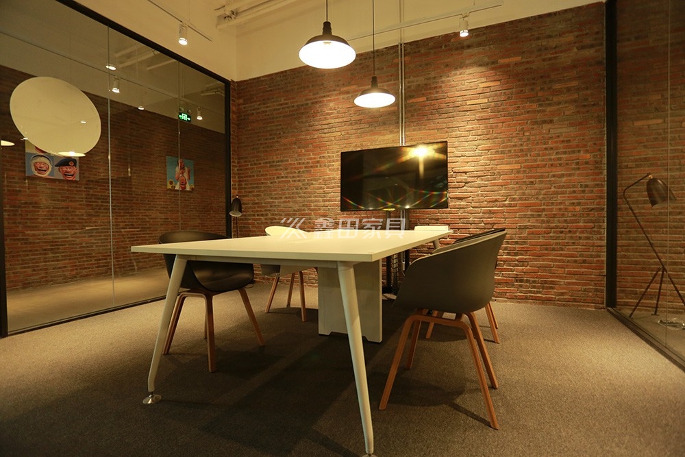 001 多媒體室.jpg